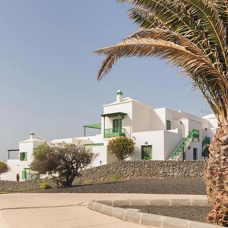 Apartamento Apartamento Om Con Piscina Y Vistas Al Mar Costa Teguise Exterior foto